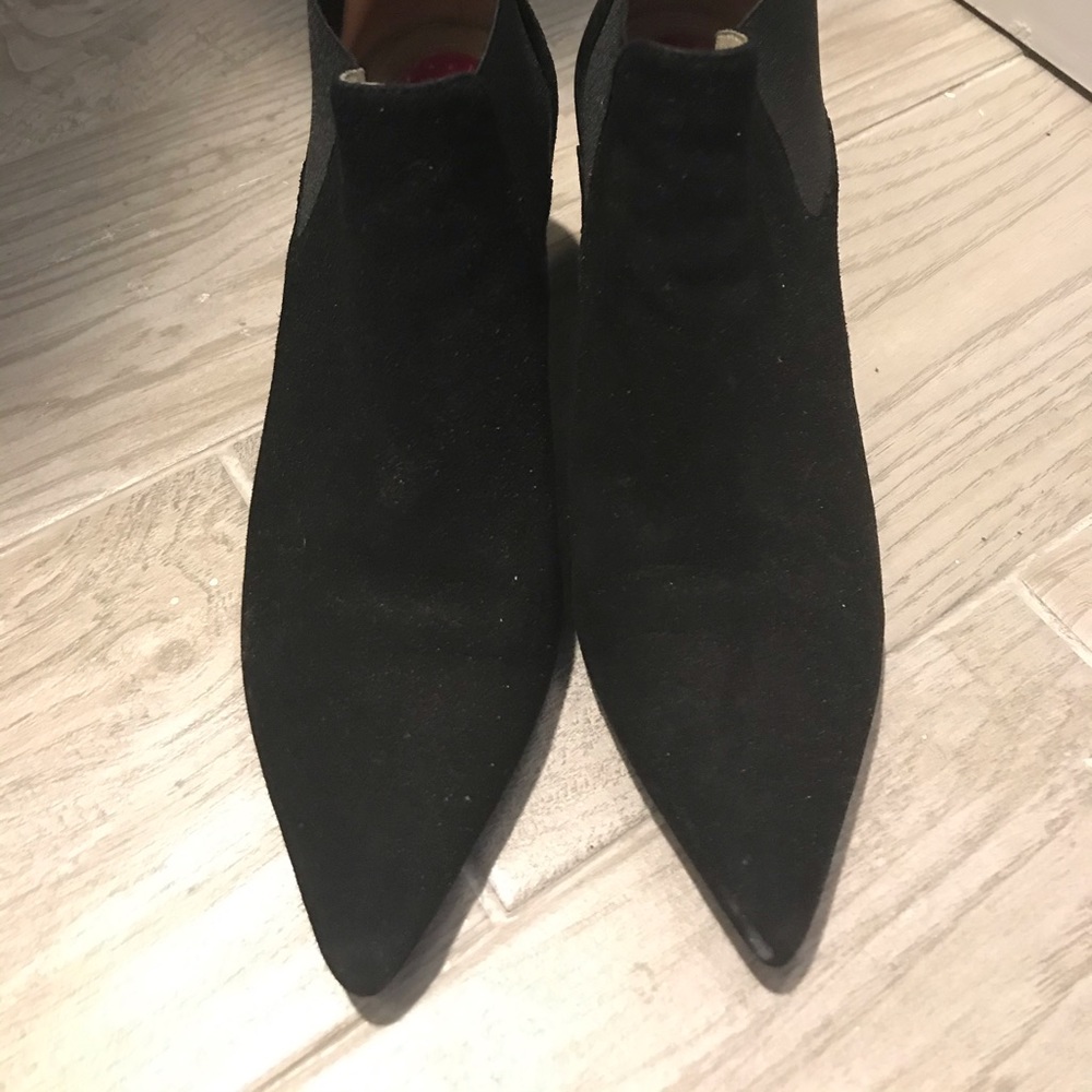 Carlo Pazolini Suede black Booties - 2” heel